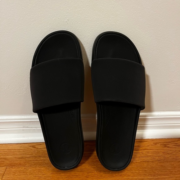 Lululemon Restfeel Slides - Black - Size 11 - Picture 3 of 3
